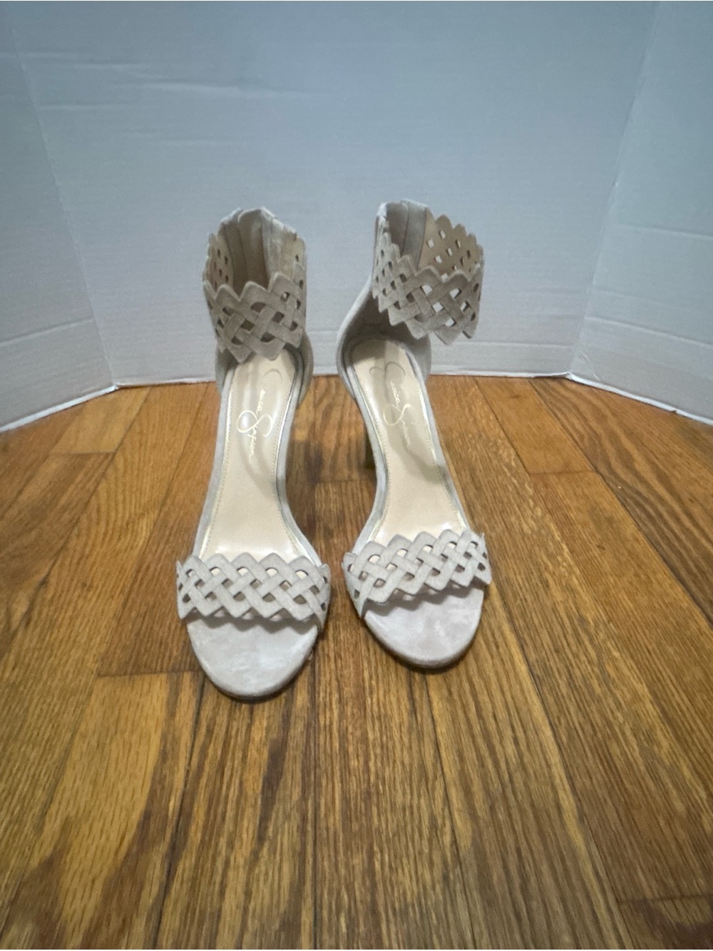 Jessica Simpson Cream Woven Ankle Strap Heeled Sandals Open Toe Size 8